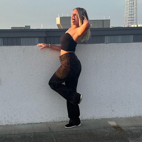 ryliemorrow12